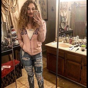 Meet your Posher, Leanne